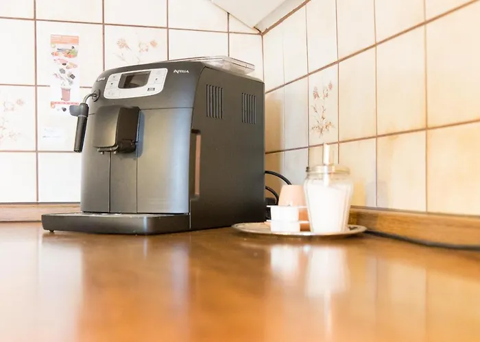 Moderne In Der - 3 Schlafzimmer & 1,5 Baeder Habitación en casa particular