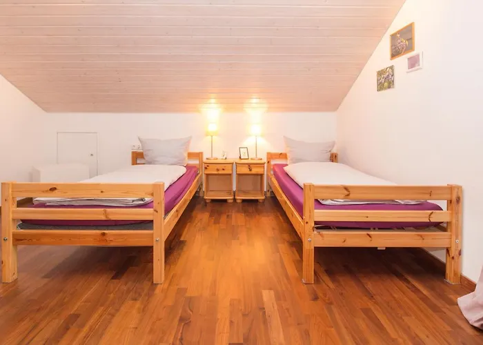 Moderne In Der - 3 Schlafzimmer & 1,5 Baeder